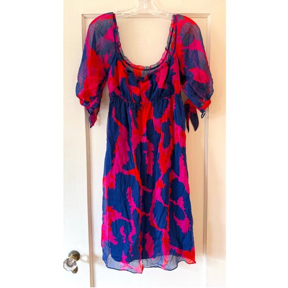 Diane von FurstenbergVibrant Leopard Print Silk Dress